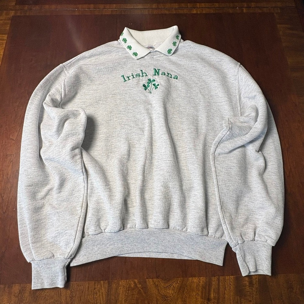 Vintage Jerzees "Irish Nana" Embroidered Collared Crewneck Sweatshirt Size M